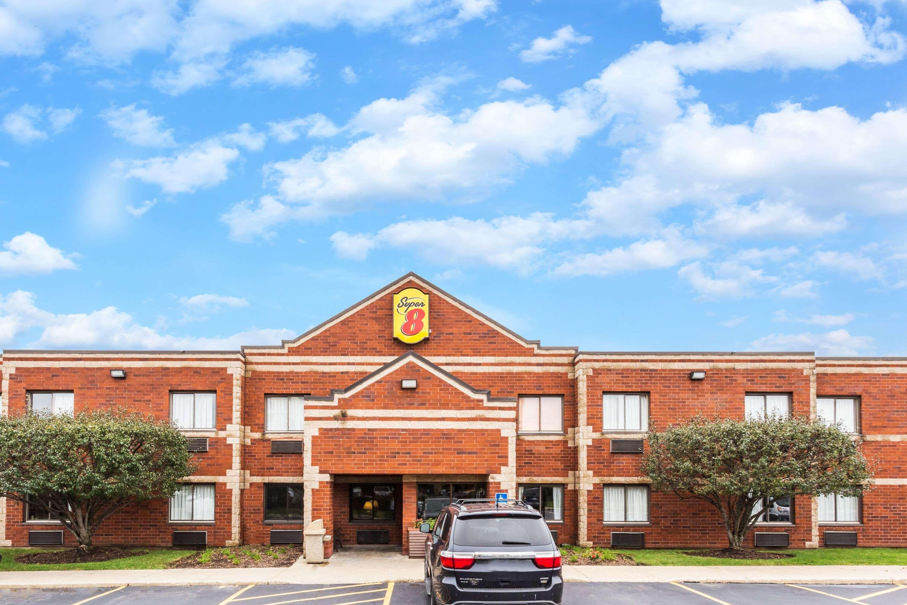 Hotel Super 8 By Wyndham Elgin Zewnętrze zdjęcie