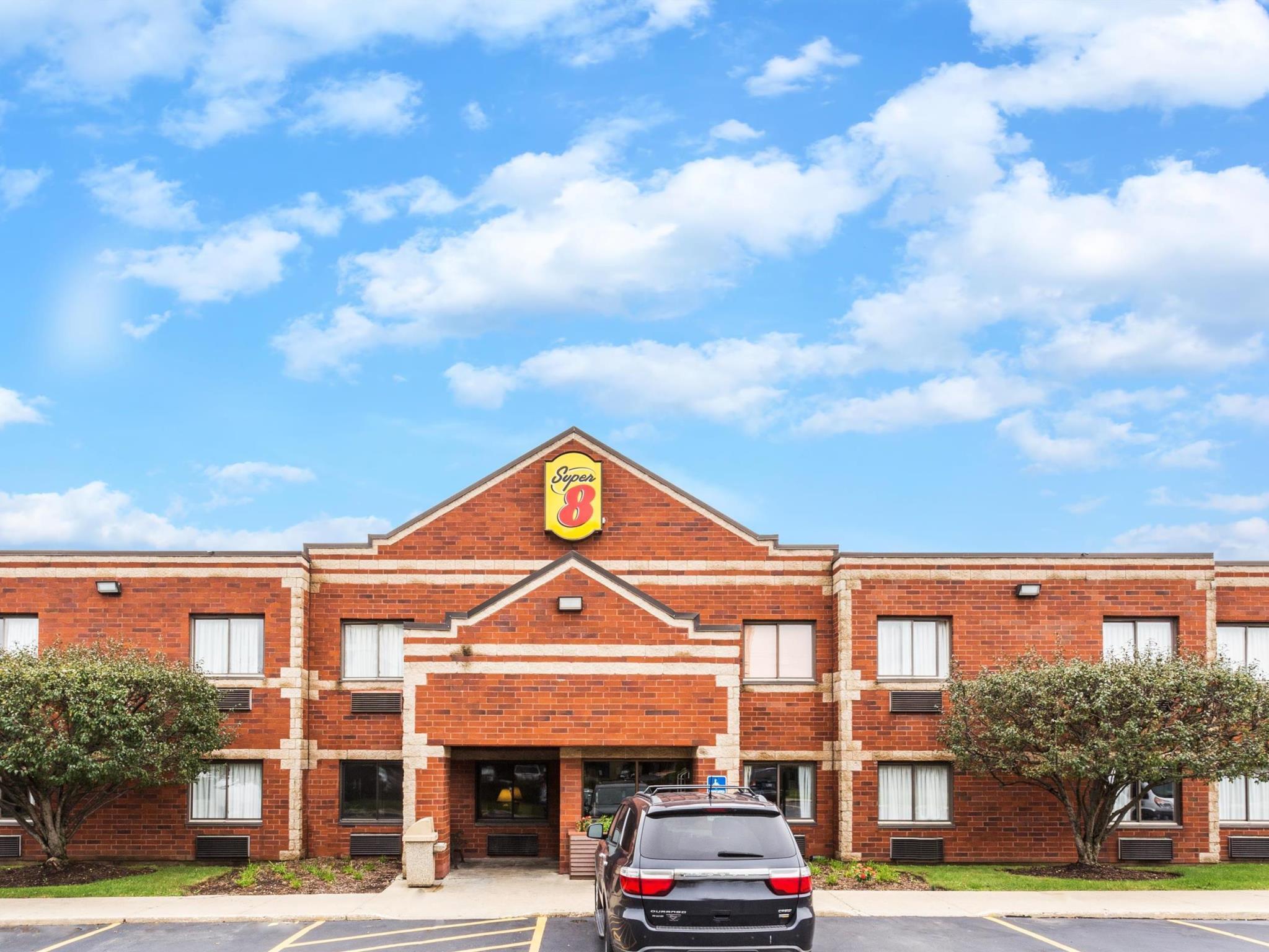 Hotel Super 8 By Wyndham Elgin Zewnętrze zdjęcie